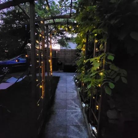 L'ambre - Et Jardin Privatif Nyaraló Saint-Urcisse